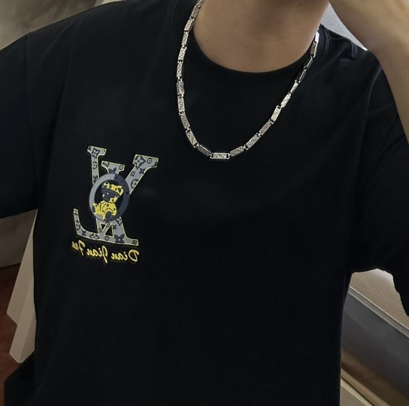 chr1st1an D10r necklaces